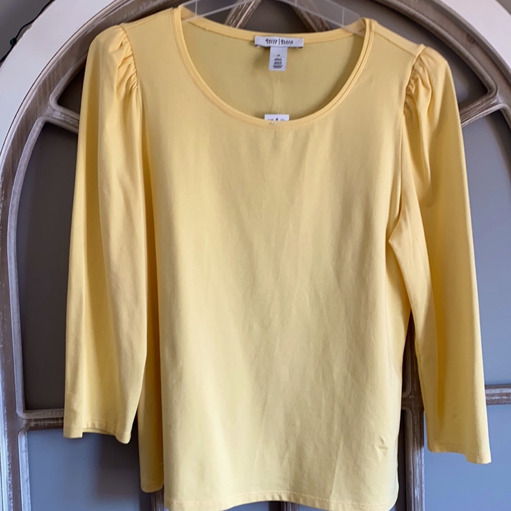White House/Black market top